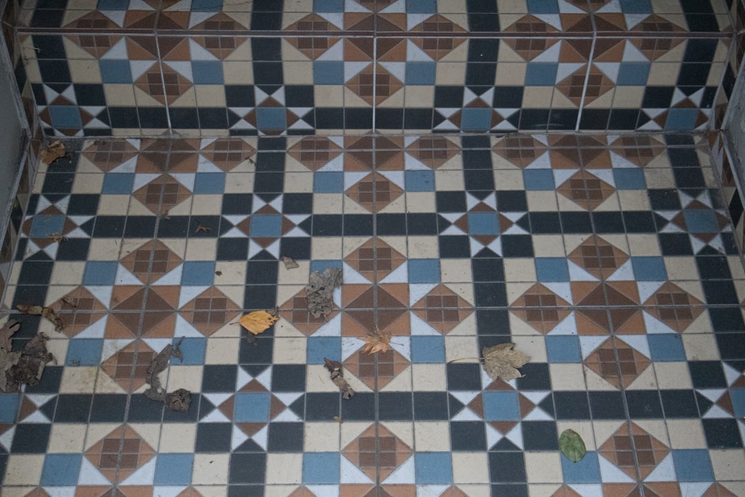 How to Calculate Tiles Required for a Room: Formula & Examples