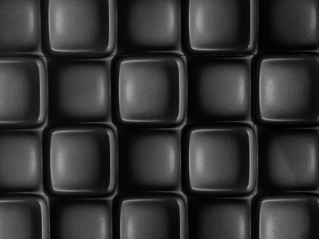 Tile Size Guide: Which Floor Tile Size for Which Room?